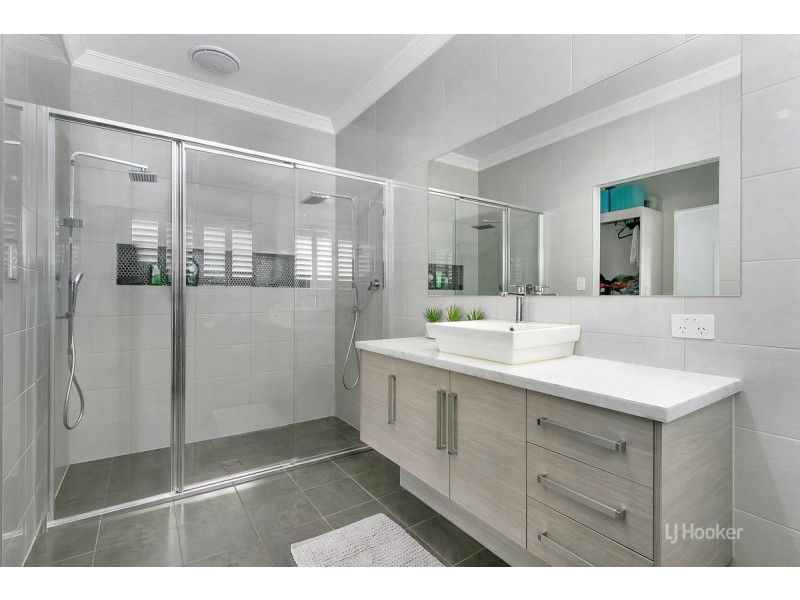 42 Hutchinson Road, Gawler East SA 5118