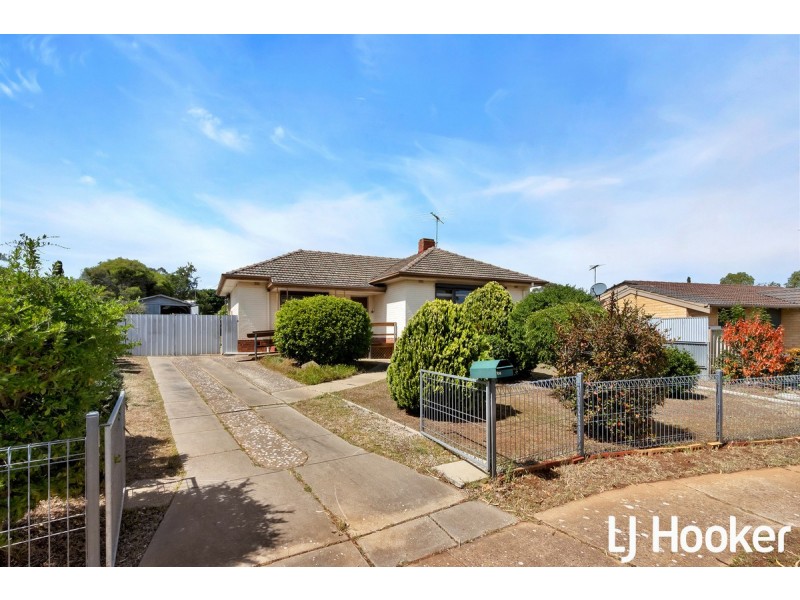 106 Halsey Road, Elizabeth East SA 5112