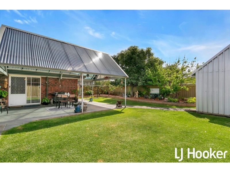 77 Magdalena Crescent, Paralowie SA 5108