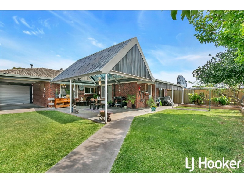 77 Magdalena Crescent, Paralowie SA 5108