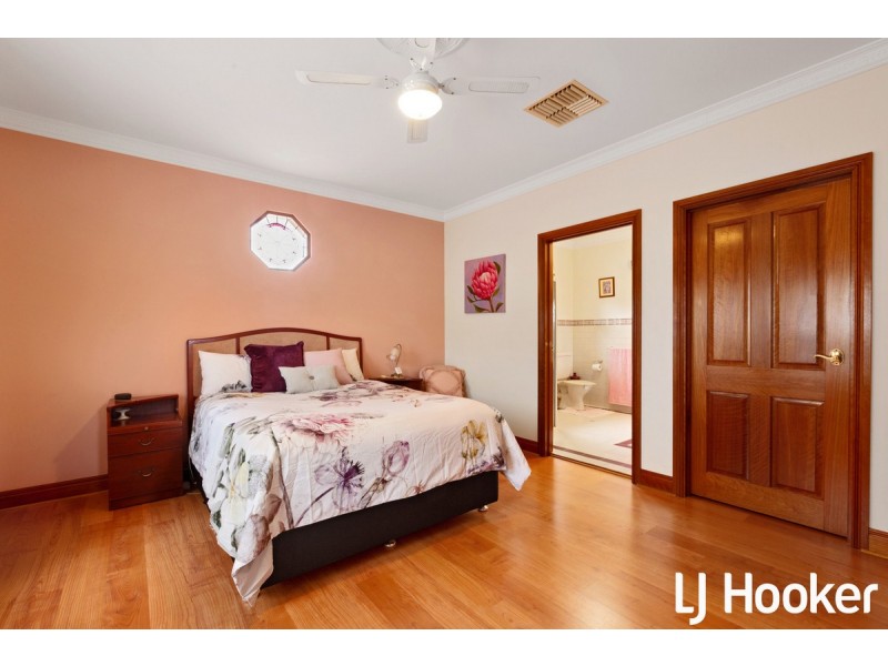 7 Coachwood Drive, Aberfoyle Park SA 5159