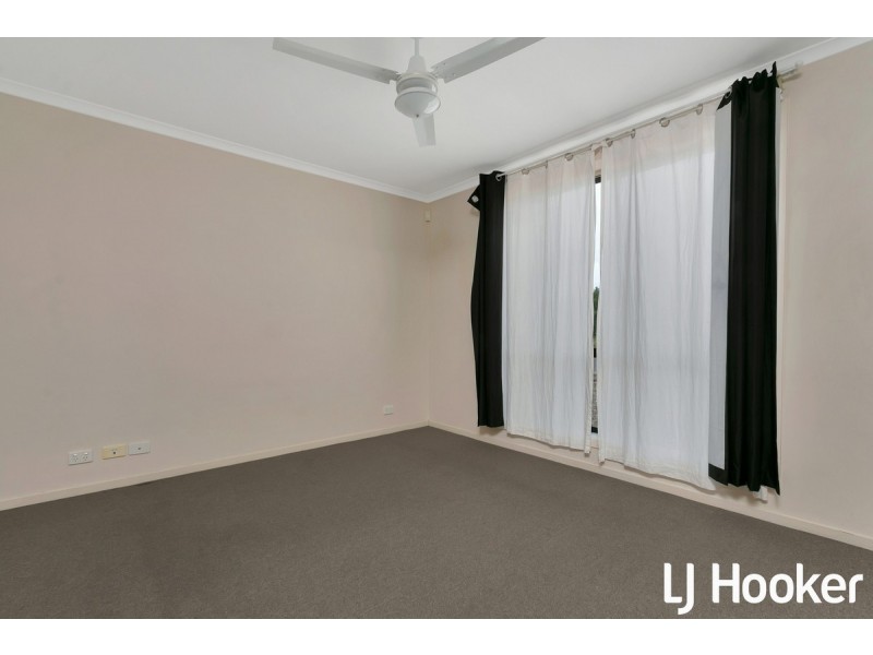 24 Tangarine Court, Munno Para West SA 5115
