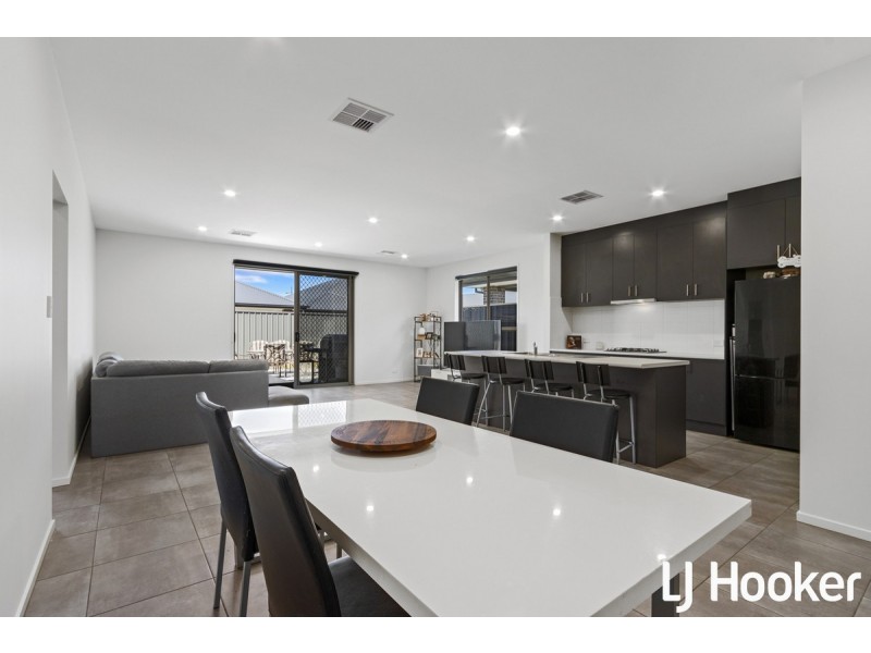 3 Antonio Circuit, Angle Vale SA 5117