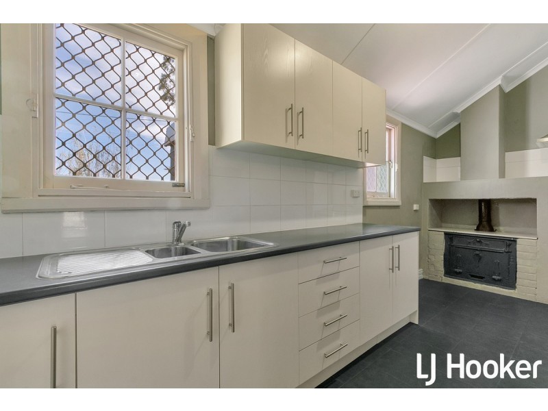 30 Graeber Road, Smithfield SA 5114