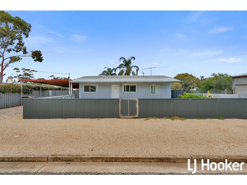 1 Fifth Street, Owen SA 5460
