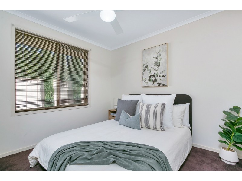 10 Tasos Drive, Munno Para West SA 5115