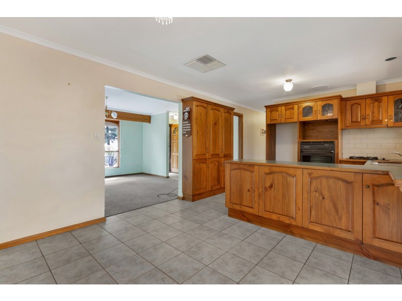 17 Woodall Court, Willaston SA 5118