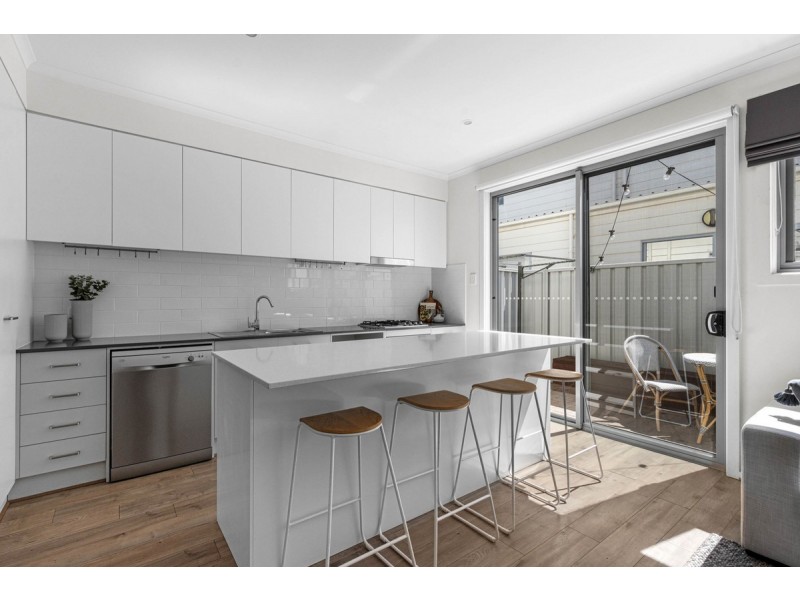 8 McInness Place, Munno Para SA 5115