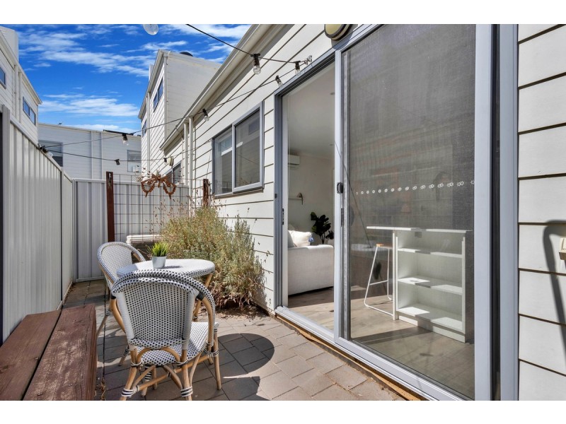 8 McInness Place, Munno Para SA 5115