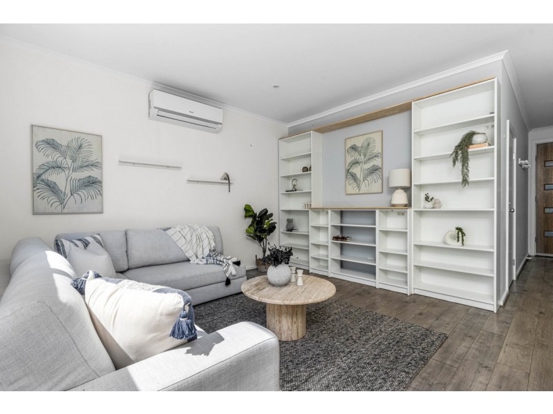 8 McInness Place, Munno Para SA 5115