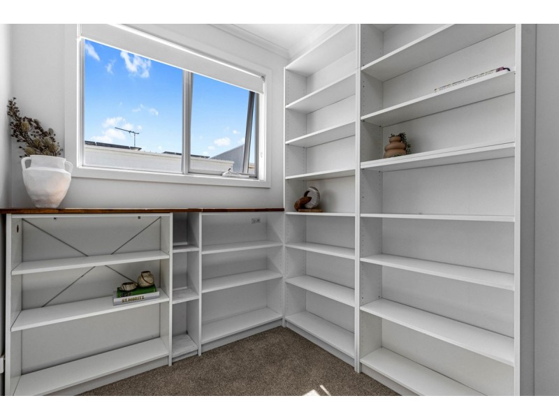 8 McInness Place, Munno Para SA 5115