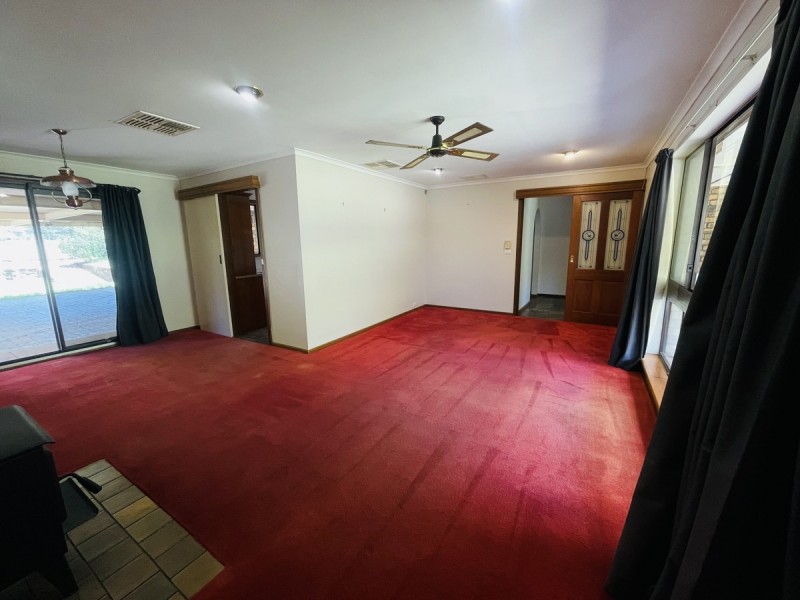 5 Warren Avenue, Williamstown SA 5351