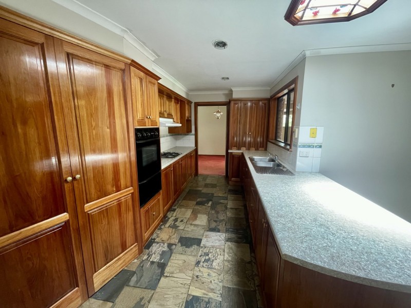 5 Warren Avenue, Williamstown SA 5351