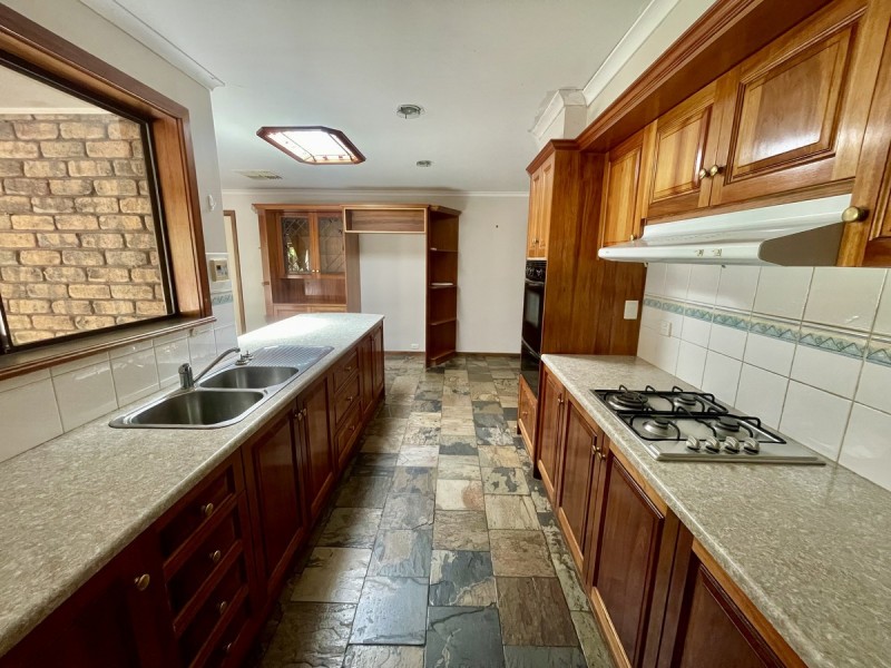 5 Warren Avenue, Williamstown SA 5351