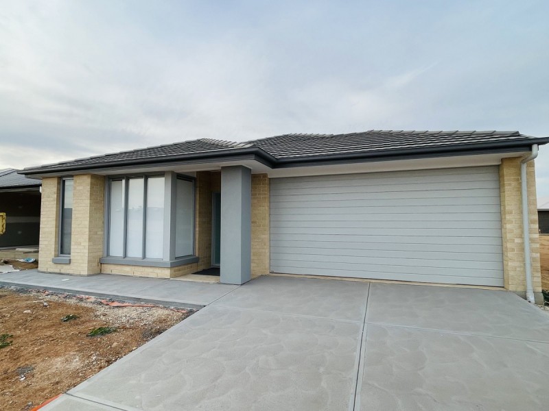302 Fradd East Road, Munno Para West SA 5115