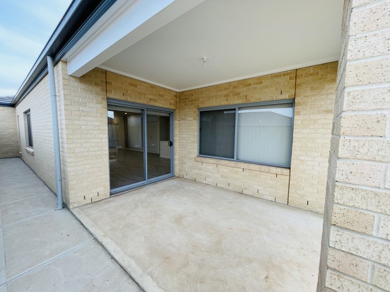 302 Fradd East Road, Munno Para West SA 5115