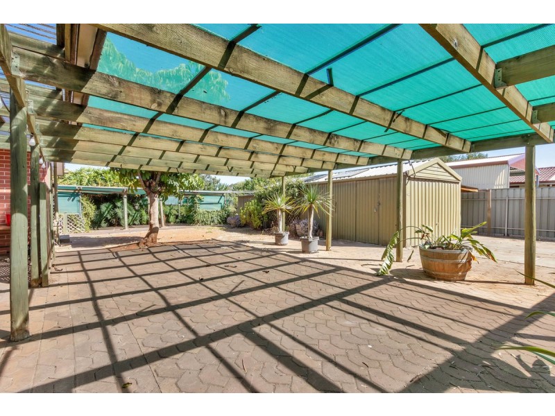 2 Winulta Court, Munno Para SA 5115