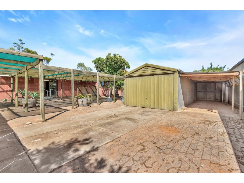 2 Winulta Court, Munno Para SA 5115