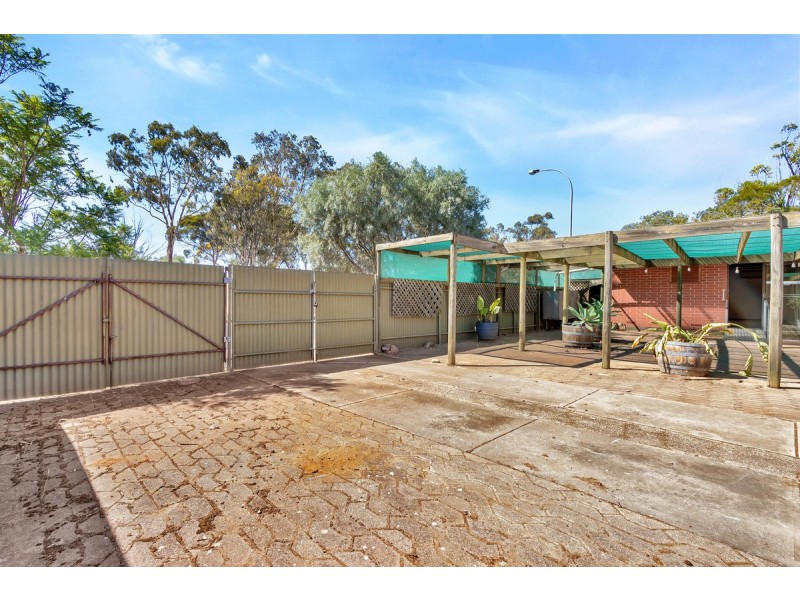 2 Winulta Court, Munno Para SA 5115