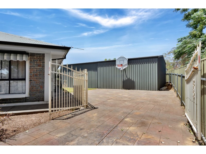 5 Crace Court, Evanston Park SA 5116