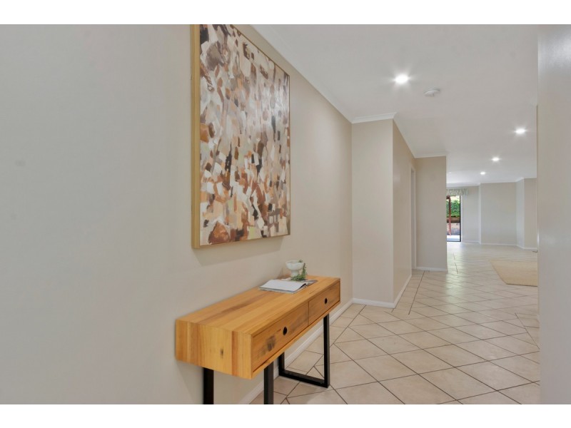 5 Crace Court, Evanston Park SA 5116