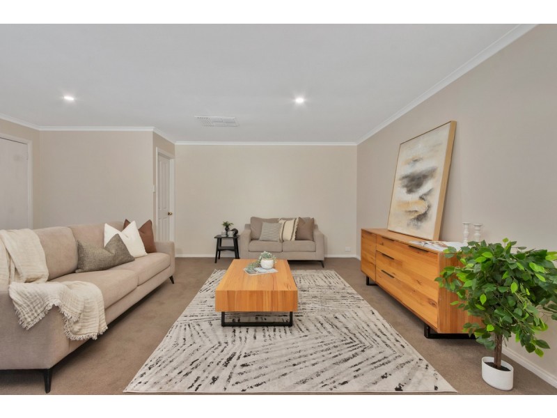 5 Crace Court, Evanston Park SA 5116