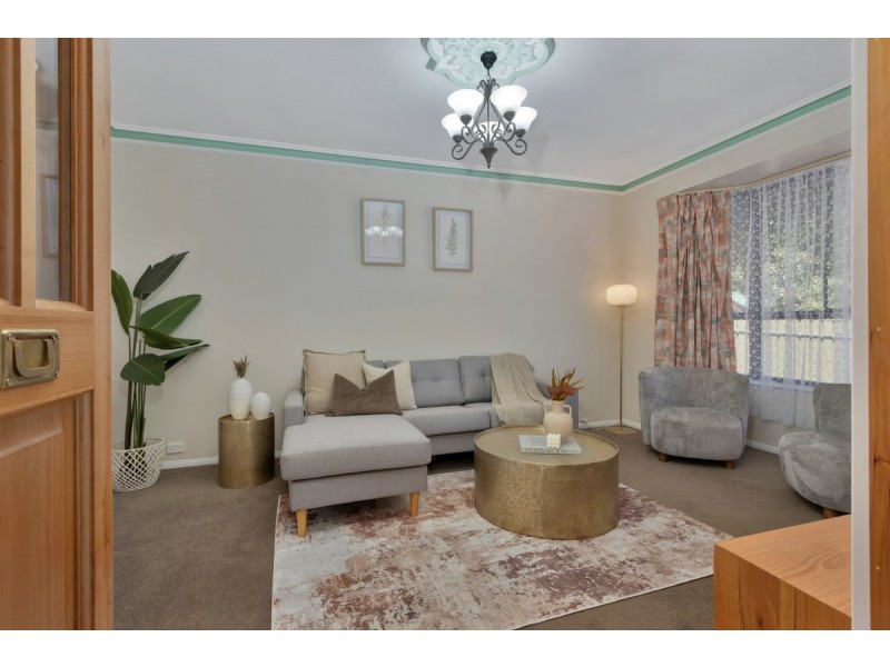 5 Crace Court, Evanston Park SA 5116