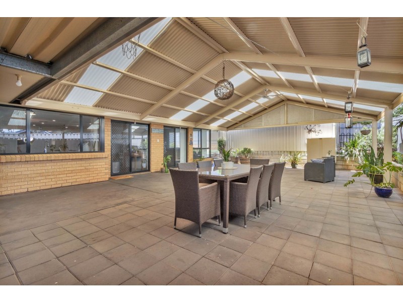 39 Gleeson Grove, Evanston Park SA 5116