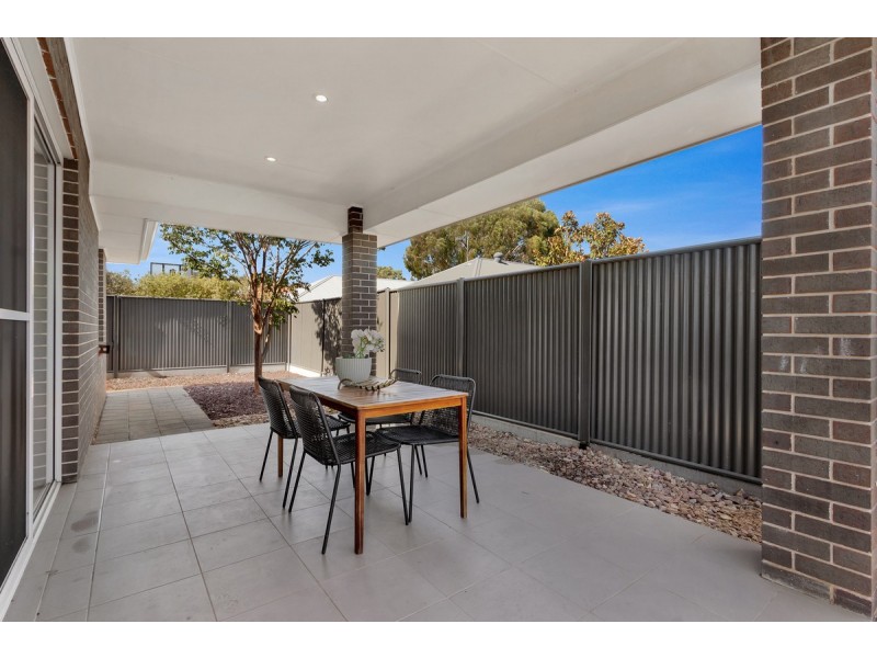 11 Edwin Street, Blakeview SA 5114