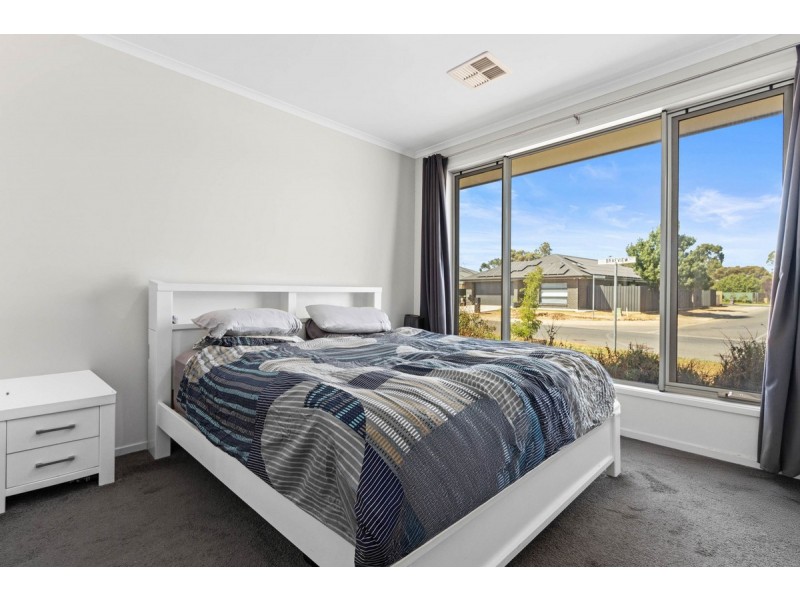 2 Braeview Circuit, Evanston SA 5116