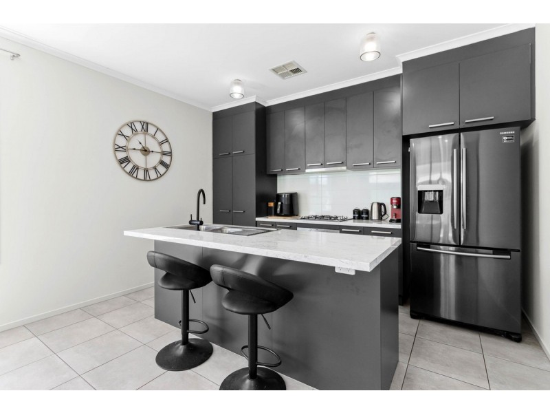 2 Braeview Circuit, Evanston SA 5116