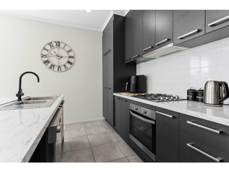 2 Braeview Circuit, Evanston SA 5116