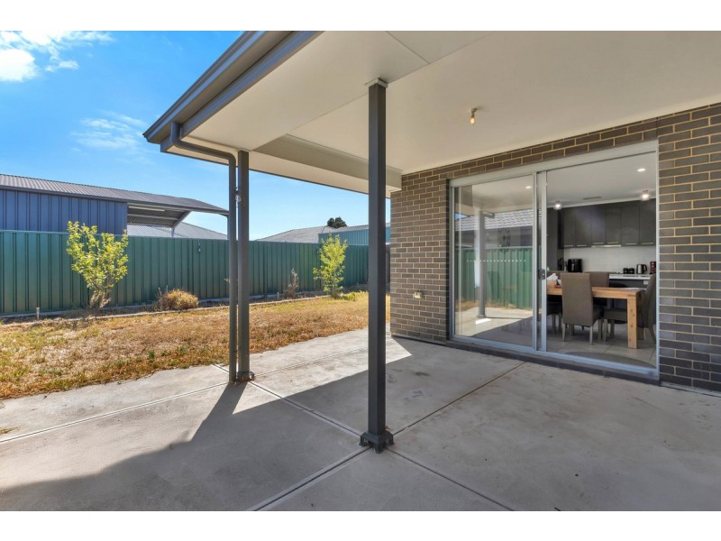 2 Braeview Circuit, Evanston SA 5116