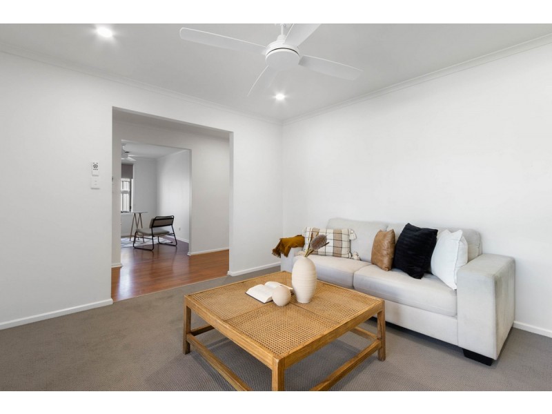 6 Challen Court, Evanston Park SA 5116