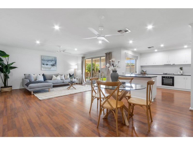 6 Challen Court, Evanston Park SA 5116