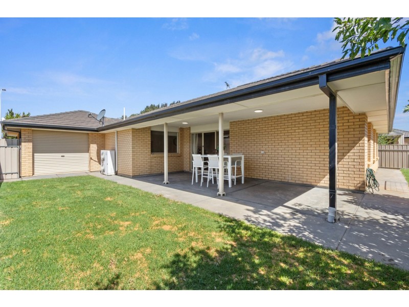 6 Challen Court, Evanston Park SA 5116