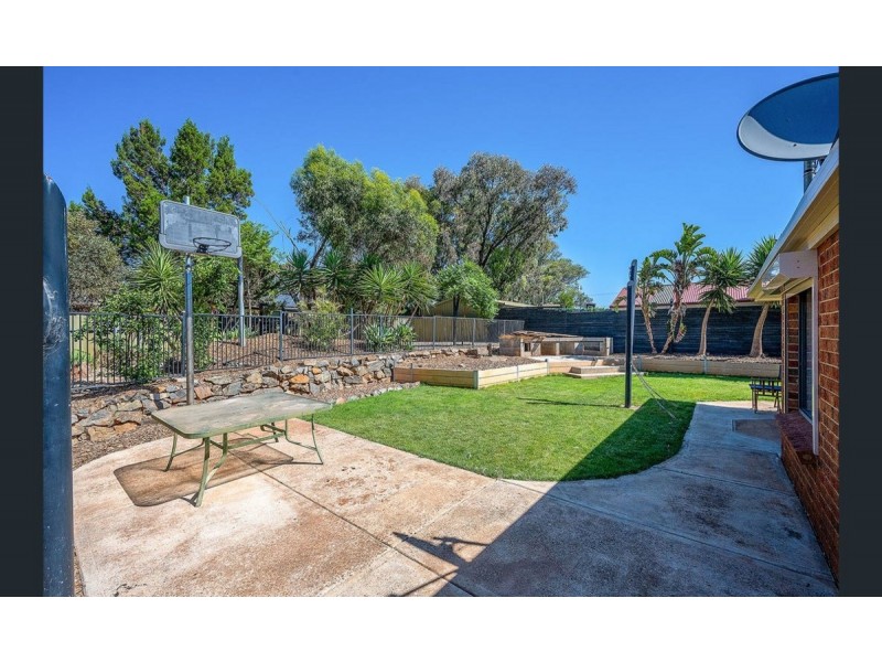 37 Sunnyside Drive, Evanston Park SA 5116