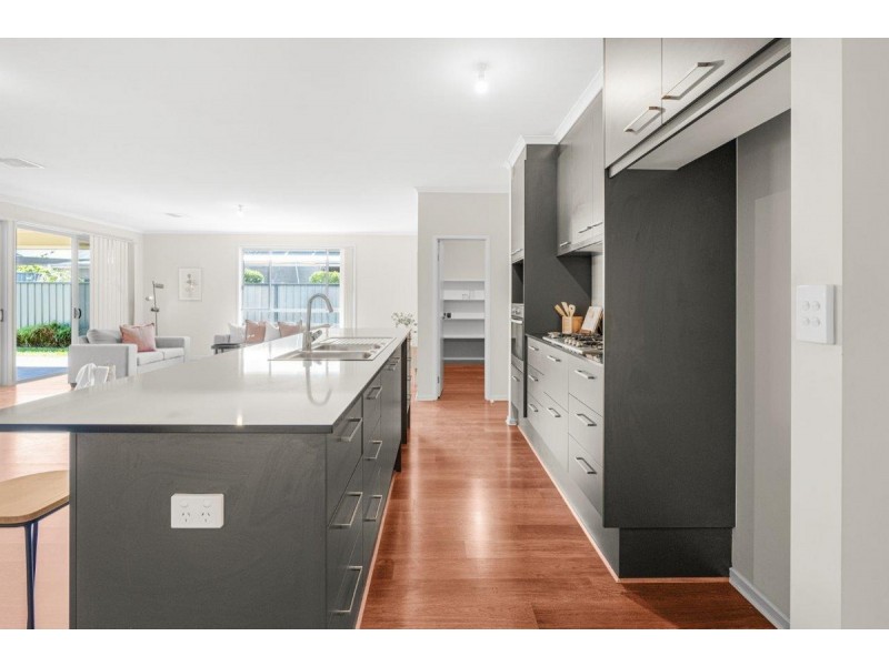 14 Apple Close, Virginia SA 5120