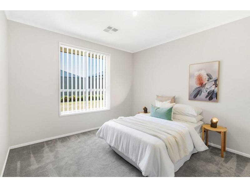 14 Apple Close, Virginia SA 5120