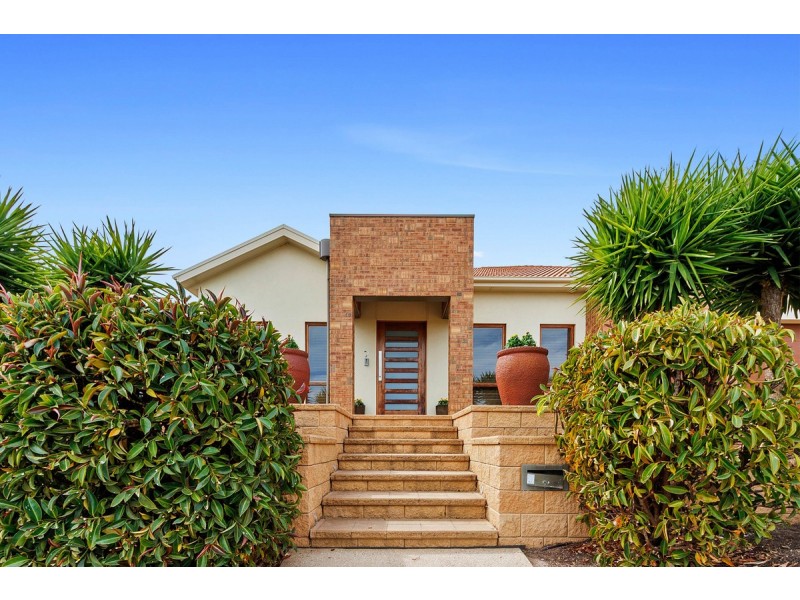 7 Thompson Circuit, Evanston Park SA 5116