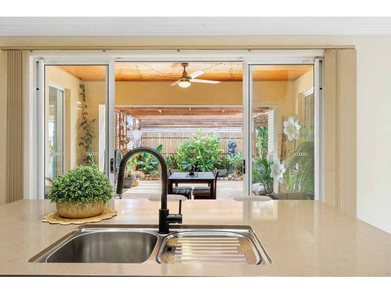 7 Thompson Circuit, Evanston Park SA 5116