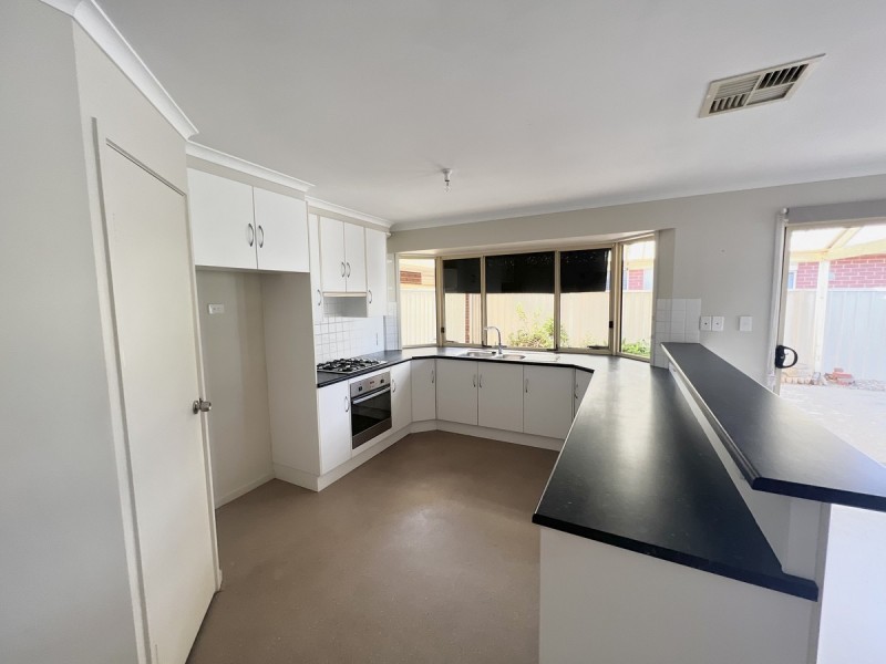 16 Reusch Drive, Nuriootpa SA 5355