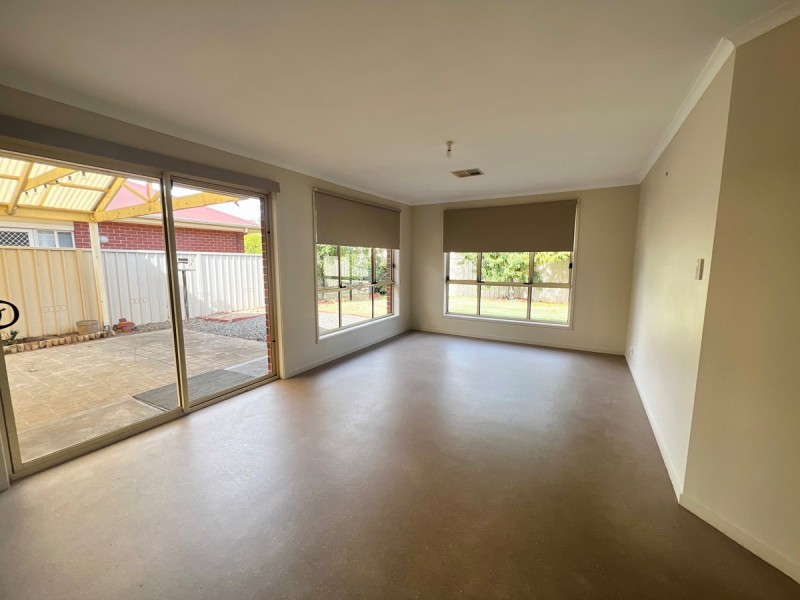 16 Reusch Drive, Nuriootpa SA 5355