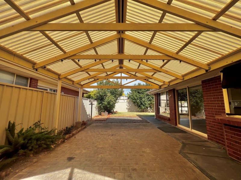 16 Reusch Drive, Nuriootpa SA 5355