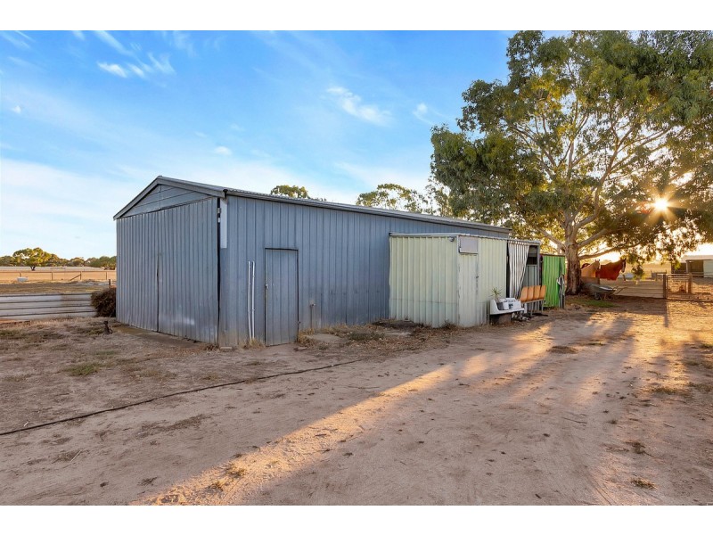 445 Heaslip Road, Penfield SA 5121