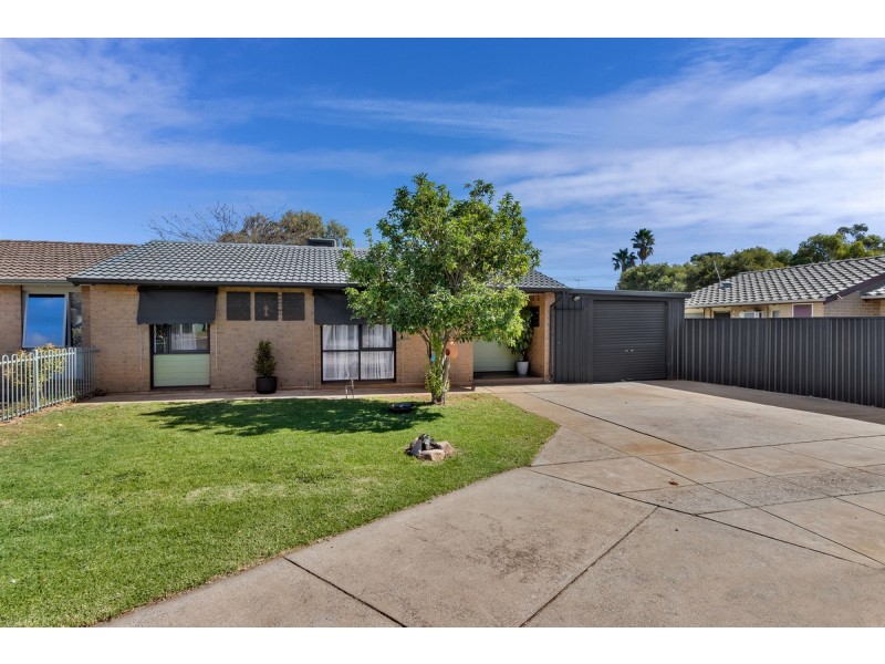 11 Clark Court, Elizabeth Grove SA 5112