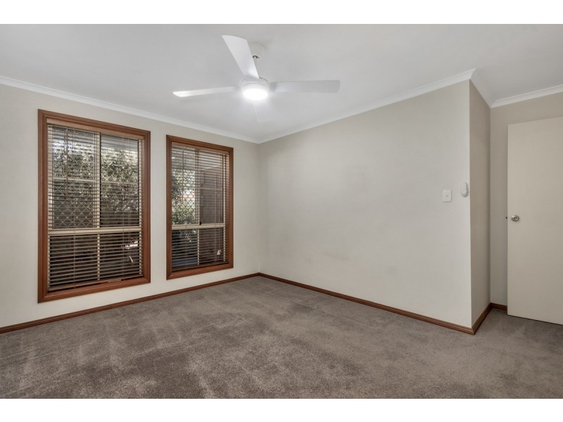 3/4 Elizabeth Street, Evanston SA 5116