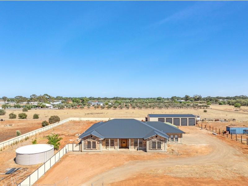 19 Griffiths Road, Kudla SA 5115