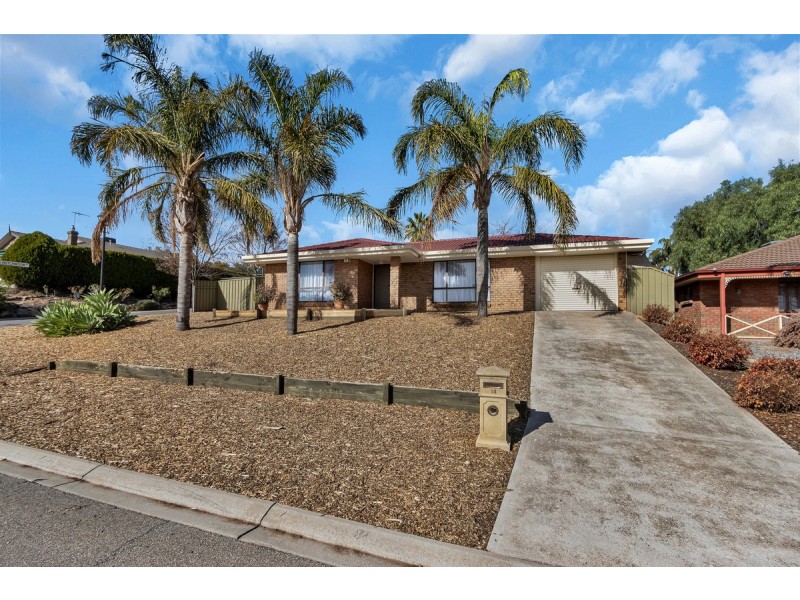 14 McGahan Crescent, Gawler East SA 5118