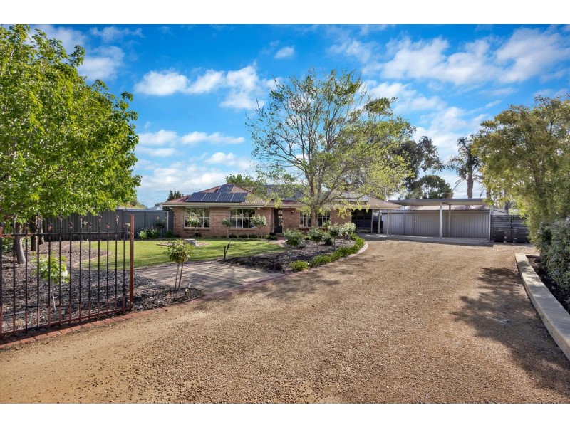 10 Hoffmann Avenue, Tanunda SA 5352
